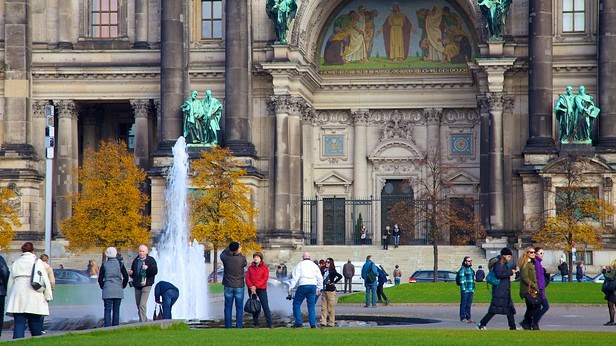 Entrada da Catedral de Berlim na Alemanha