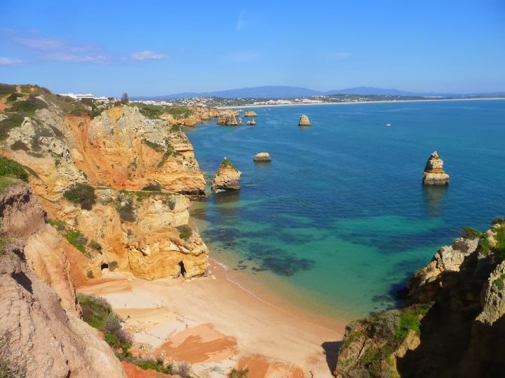 Praia da Rocha em Algarve vista de cima