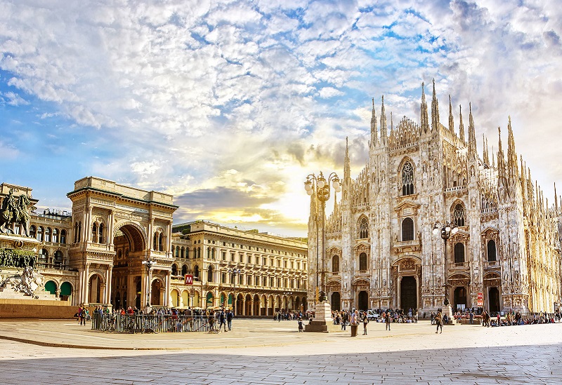 Piazza Duomo em Milão | Itália