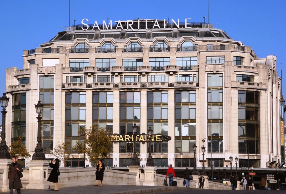 Estabelecimentos na Rue Rivoli em Paris