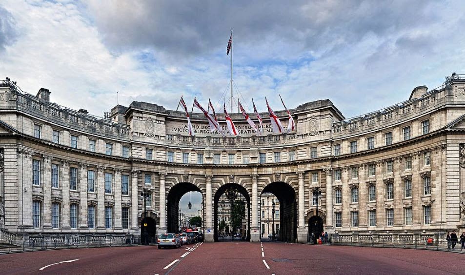 Prédio Admiralty Arch em Londres