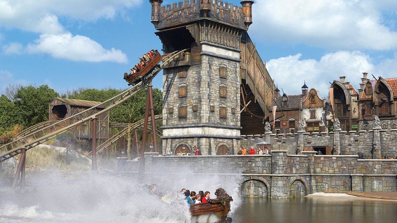 Atração do parque de diversões Efteling na Holanda