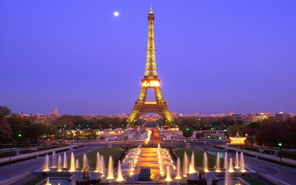 Torre Eiffel em Paris