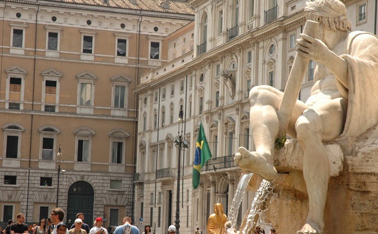 Construções na Piazza Navona em Roma