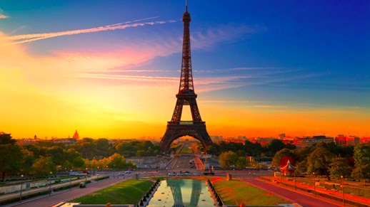 Torre Eiffel em Paris