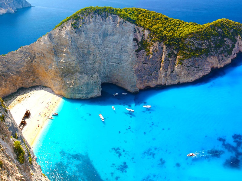 Praia de Navagio em Zaquintos