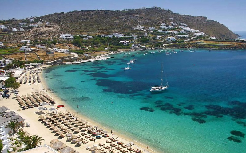 Praia Kalo Livadi na ilha de Mykonos