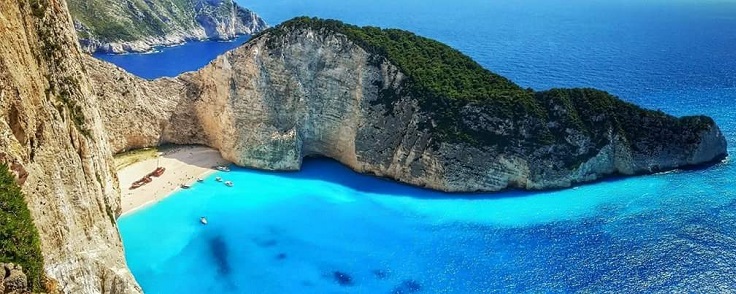 Praia de Navagio na Grécia