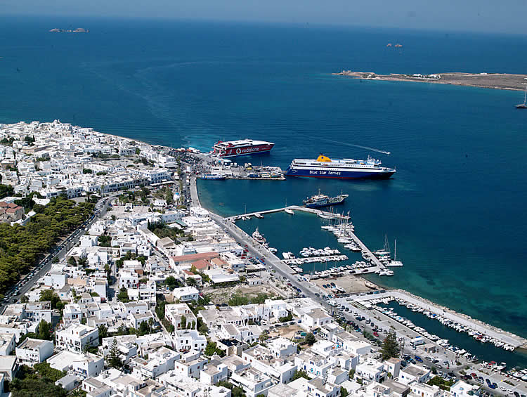 Vista de Parikia na ilha de Paros