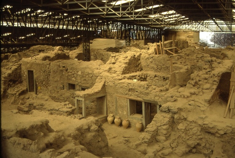 Sítio Arqueológico de Akrotiri em Santorini